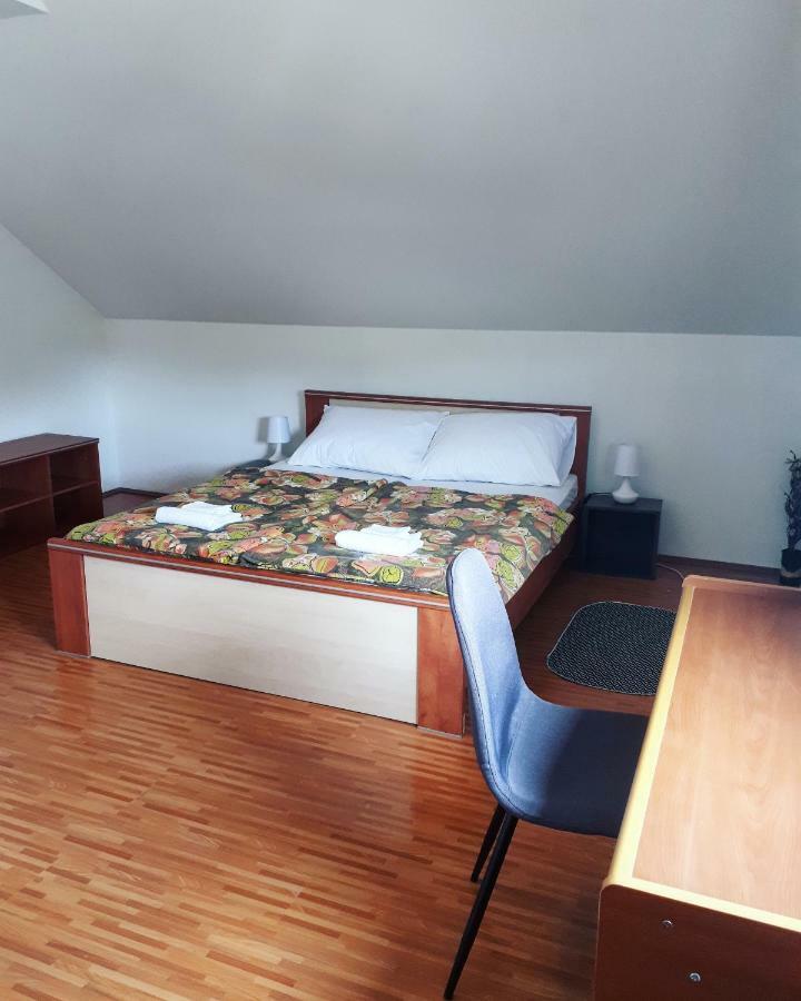 Apartman Lena Tusilovic Ngoại thất bức ảnh