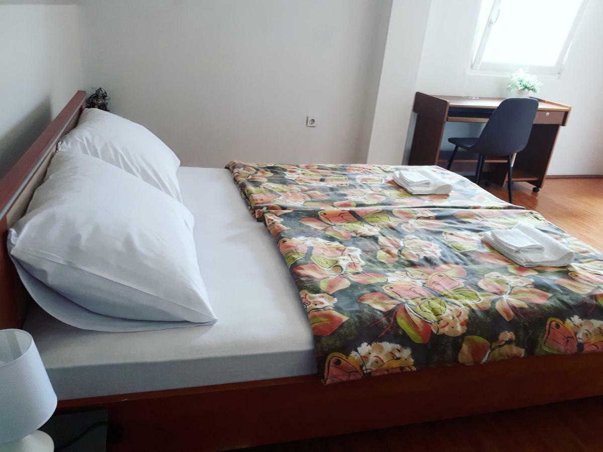 Apartman Lena Tusilovic Ngoại thất bức ảnh